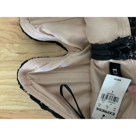 Express lace black romper size 2 long pant suit - Picture 6 of 12